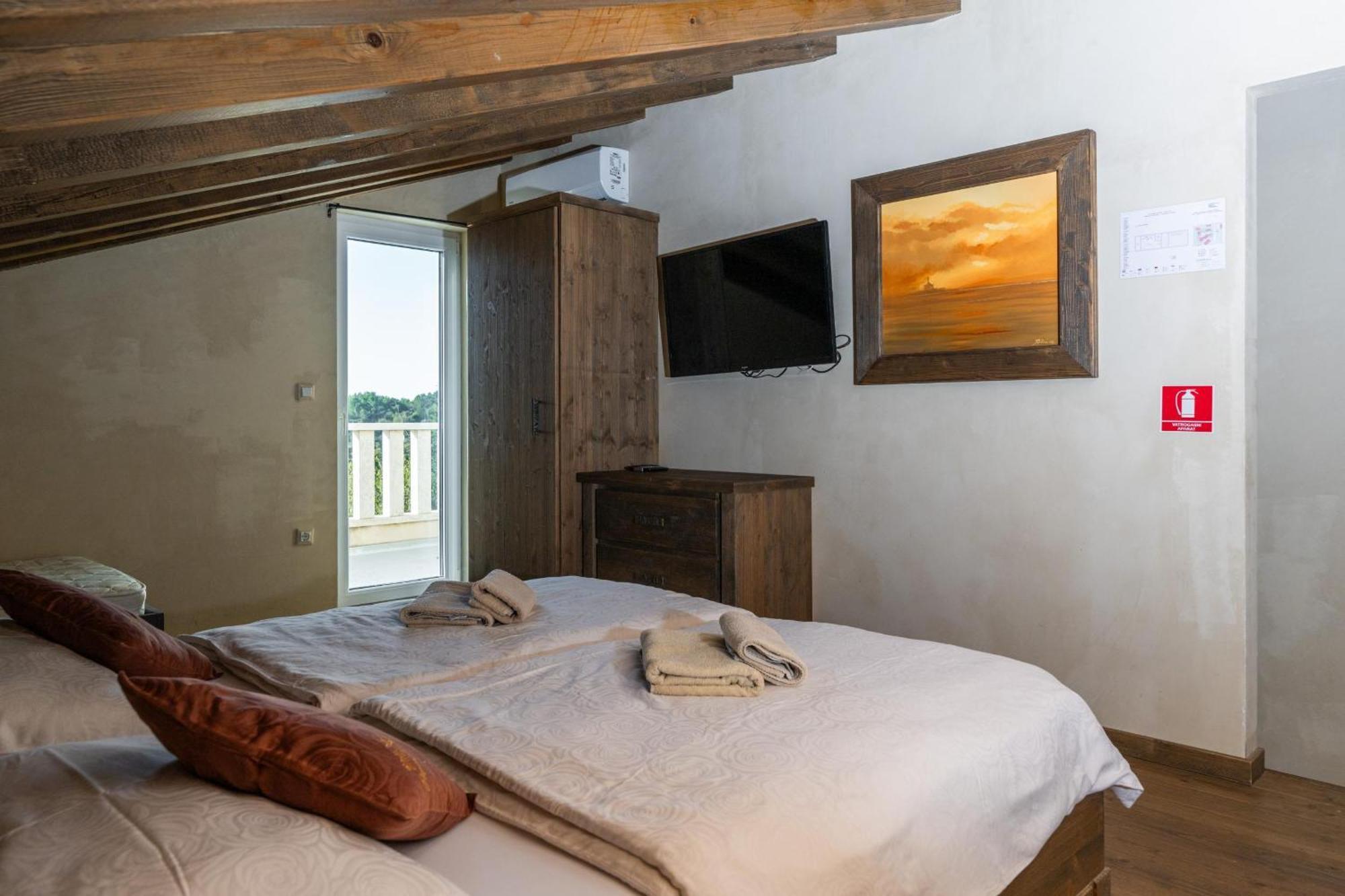 Villa Castagna Near The Sea With Private Pool And Sauna Премантура Экстерьер фото