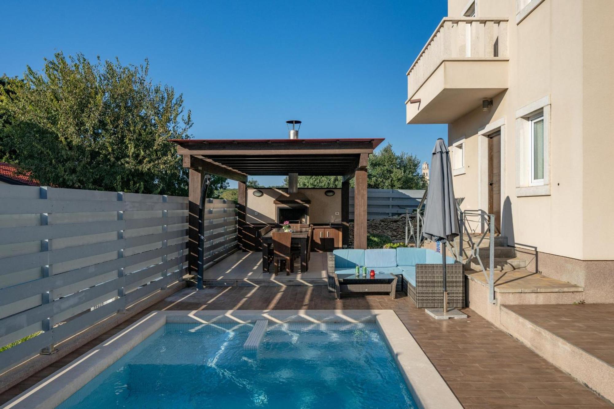 Villa Castagna Near The Sea With Private Pool And Sauna Премантура Экстерьер фото