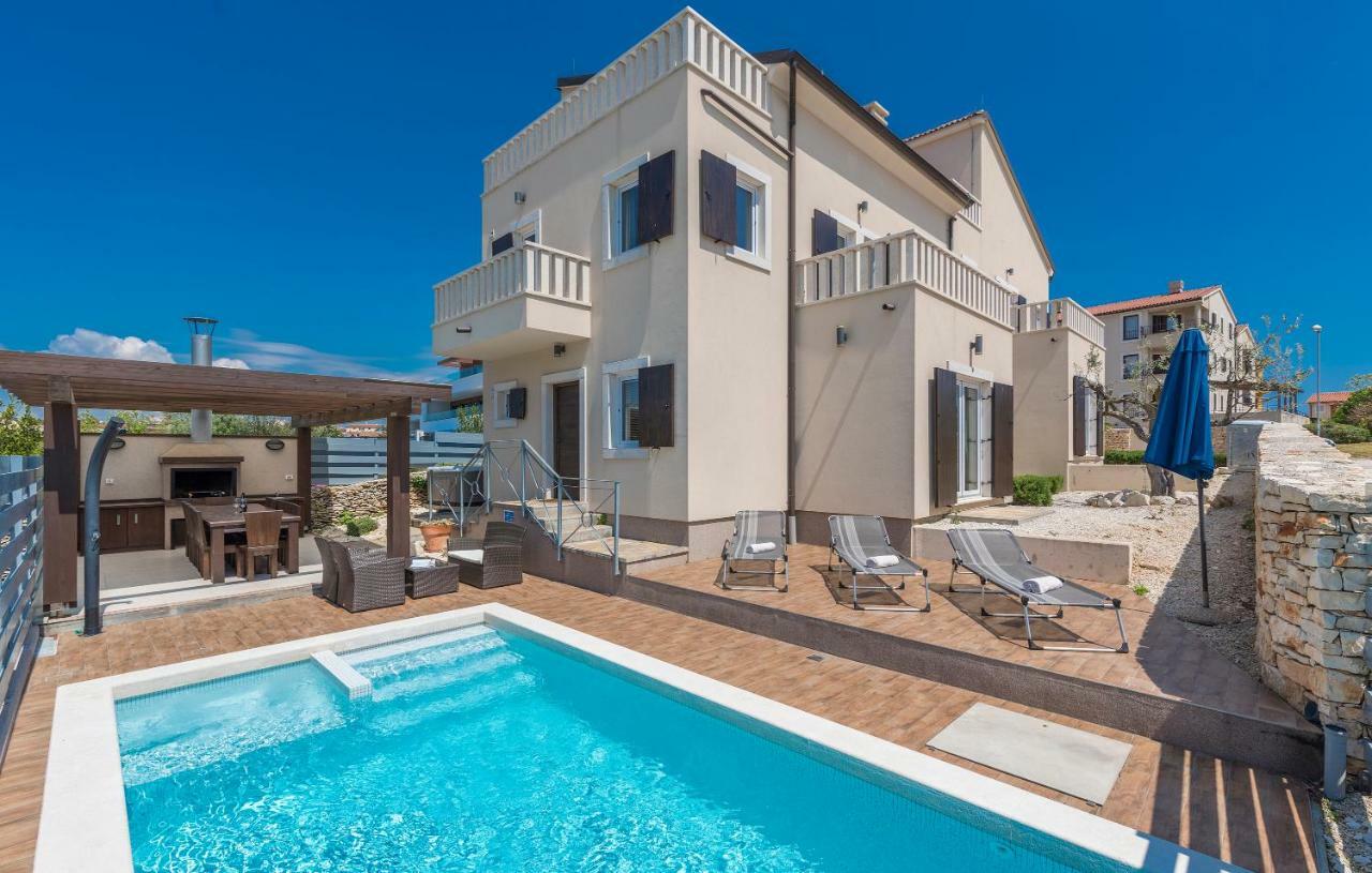Villa Castagna Near The Sea With Private Pool And Sauna Премантура Экстерьер фото